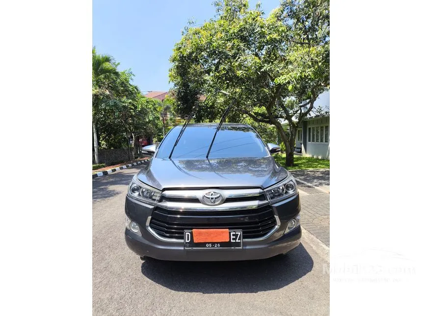 Jual Mobil Toyota Kijang Innova 2016 Q 2.4 di Jawa Barat Automatic MPV Abu
