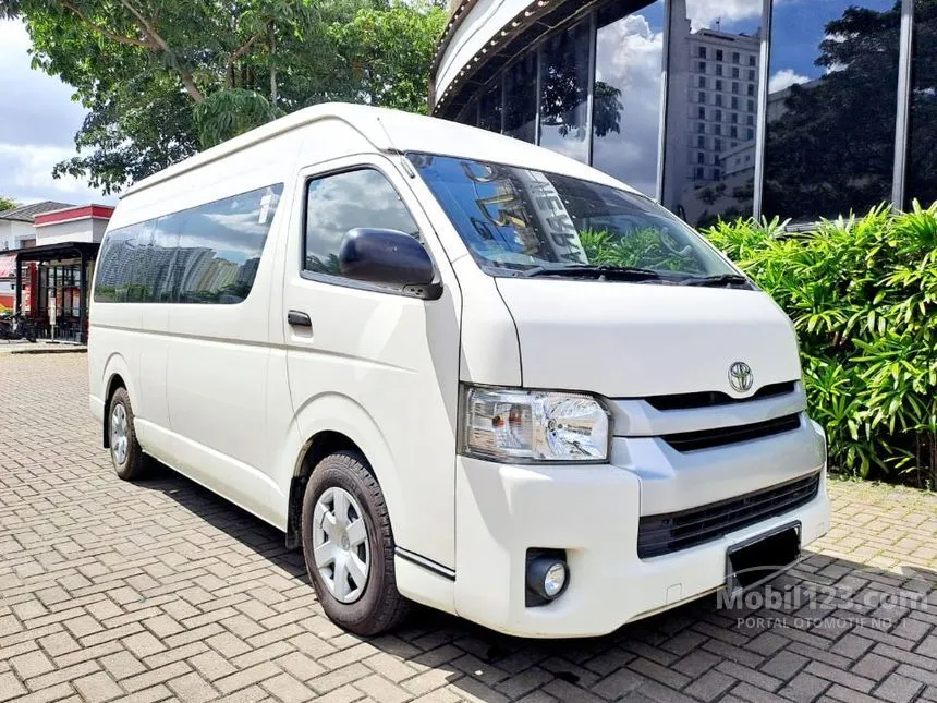 Jual Mobil Toyota Hiace 2019 Commuter 2.5 di Banten Manual Van Putih Rp 414.500.000