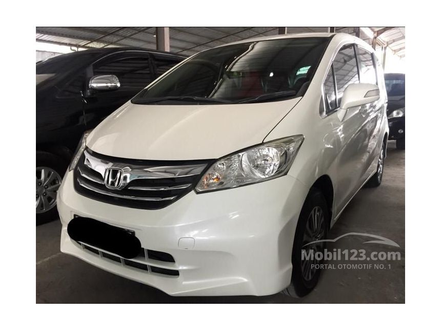 Jual Mobil  Honda  Freed  2012 E 1 5 di Sumatera Utara 