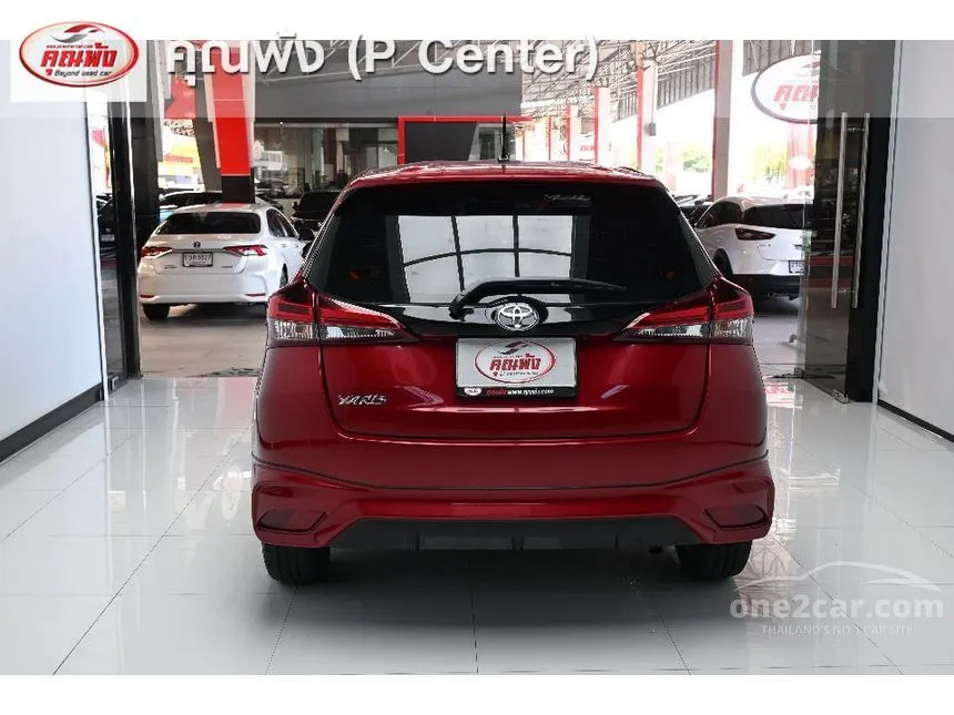 2021 Toyota YARIS Sport Hatchback