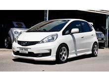 2013 Honda Jazz 1.5 (ปี 08-14) SV i-VTEC Hatchback
