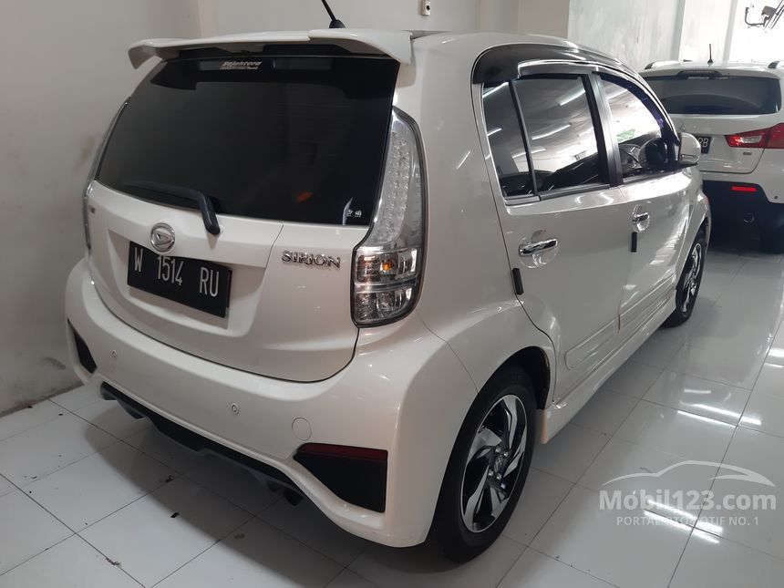  Jual Mobil Daihatsu Sirion 2015 D FMC DELUXE 1.3 di Jawa Timur Manual 