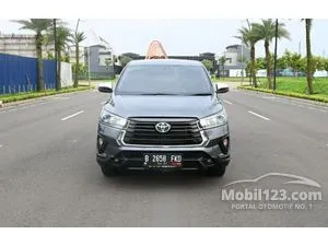2022 Toyota Kijang Innova 2.4 Venturer MPV