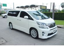 2013 Toyota Vellfire 2.4 (ปี 08-14) Z Wagon AT