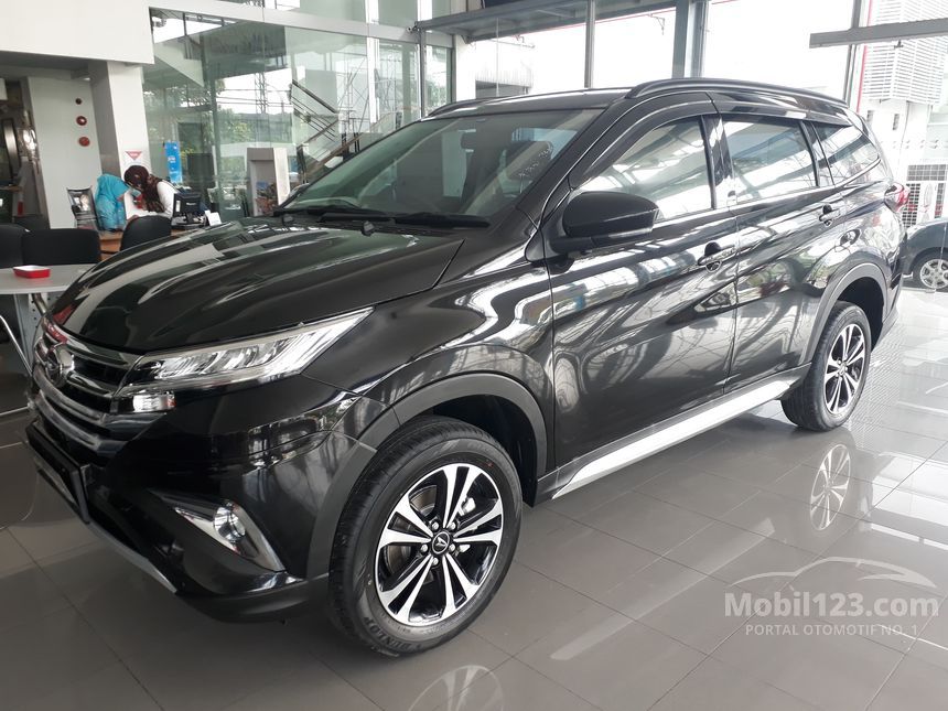 Jual Mobil Daihatsu Terios 2018 R Deluxe 1.5 di Jawa Timur 