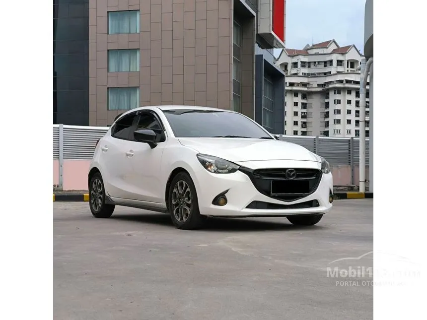 Jual Mobil Mazda 2 2016 GT 1.5 di DKI Jakarta Automatic Hatchback Putih Rp 89.000.000