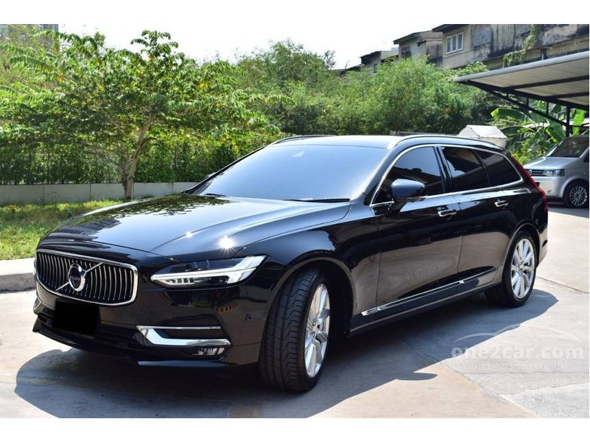 Volvo v90 d4