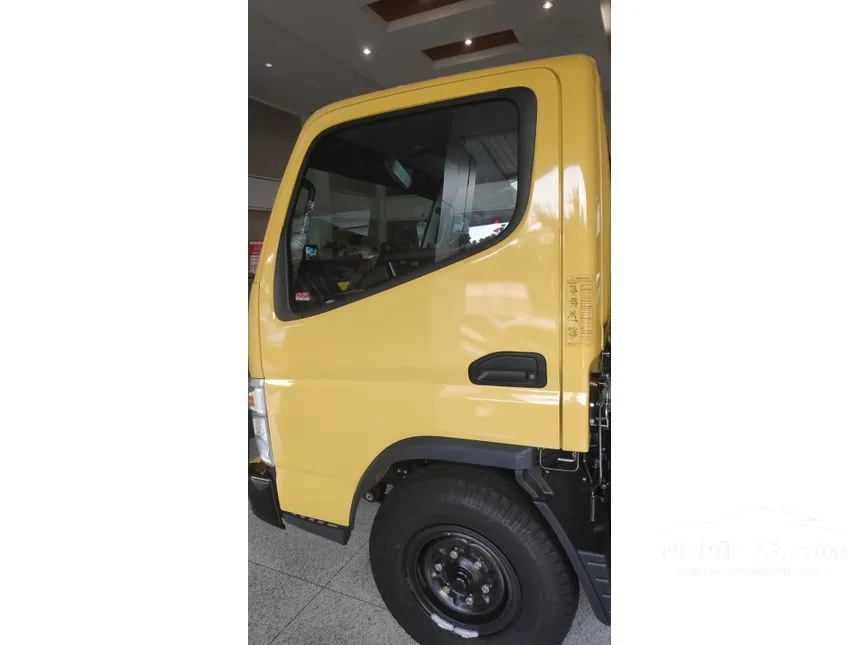 Jual Mobil Mitsubishi Canter 2025 FE 71 3.9 di Jawa Barat Manual Trucks Kuning Rp 348.000.000