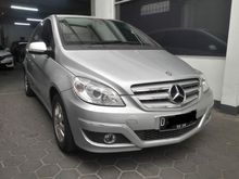 Mercedes-Benz B180 AT 2011 SANGAT MULUS TERAWAT