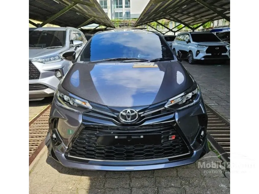 Jual Mobil Toyota Yaris 2024 S GR Sport 1.5 di Banten Automatic Hatchback Abu