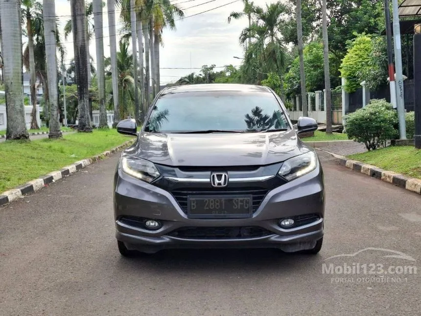 Jual Mobil Honda HR