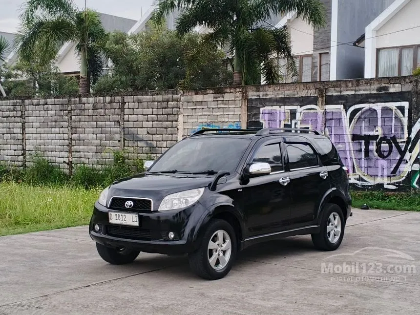 Jual Mobil Toyota Rush 2009 S 1.5 di Jawa Barat Automatic SUV Hitam Rp 115.000.000