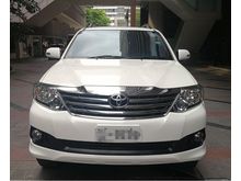 2013 Toyota Fortuner 2.7 (ปี 12-15) V SUV AT