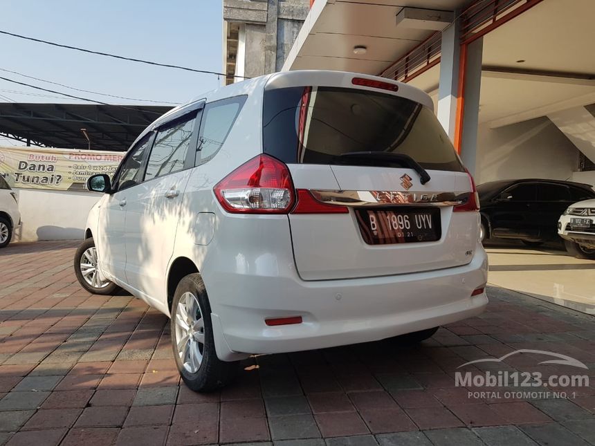 Jual Mobil Suzuki Ertiga 2015 GX 1.4 di Jawa Barat Manual MPV Putih Rp