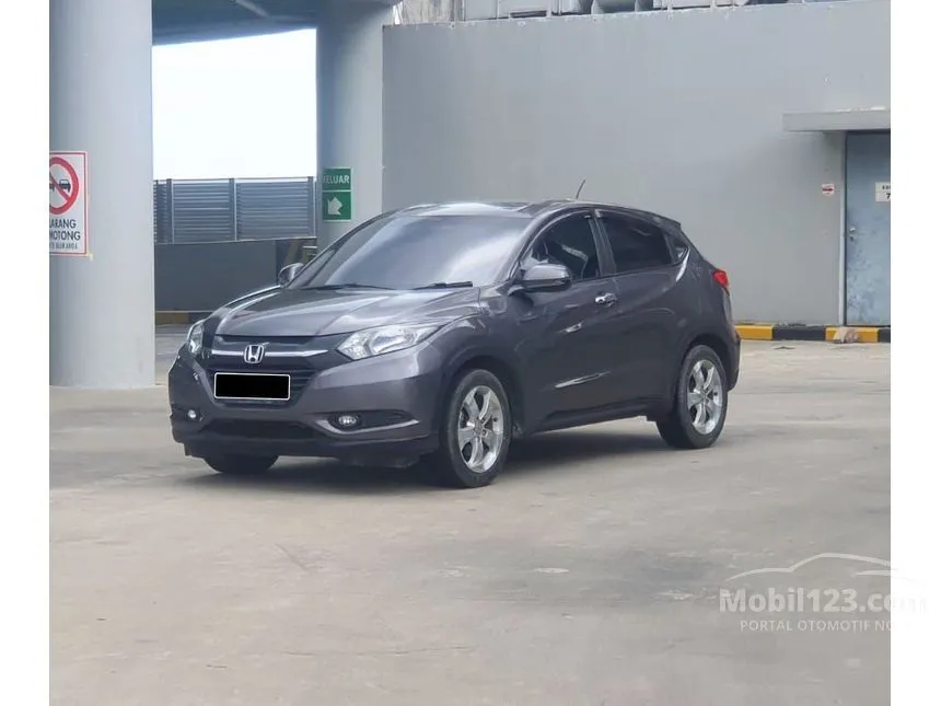 Jual Mobil Honda HR