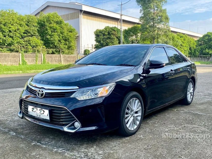 Jual Mobil Toyota Camry 2017 V 2.5 di Jawa Barat Automatic Sedan Hitam Rp 200.000.000