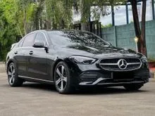 2022 Mercedes-Benz C200 1.5 Avantgarde Line Sedan Odo 9 Rbuan (TERMURAH)