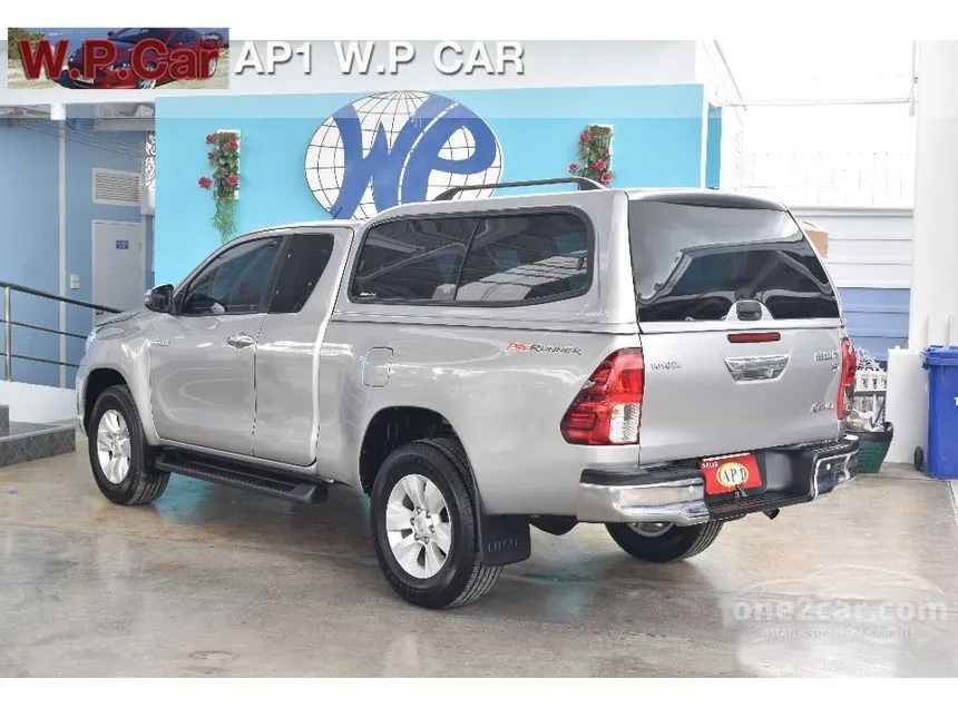2018 Toyota HILUX REVO E Prerunner Smart Cab Pickup