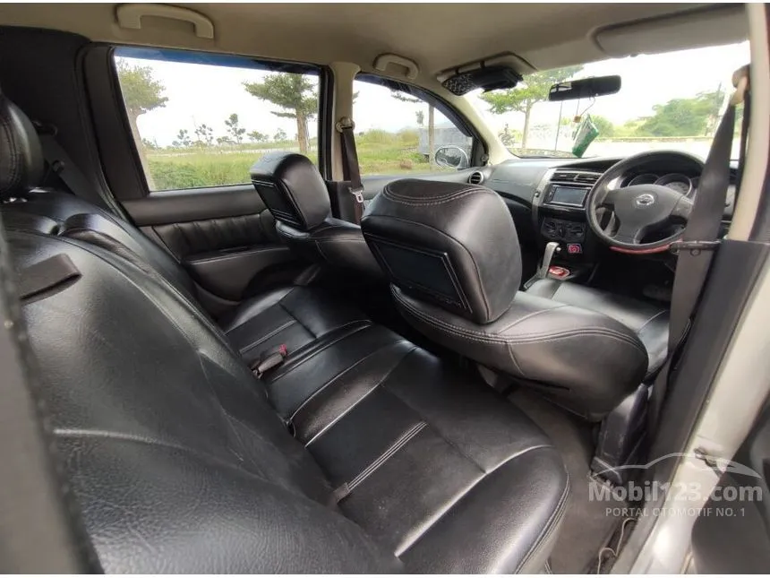 2012 Nissan Grand Livina XV MPV