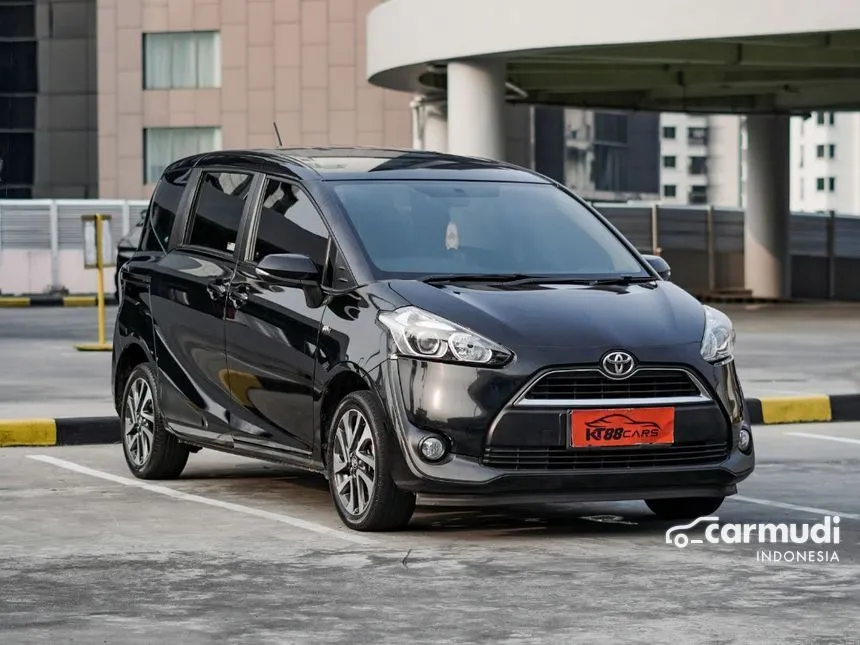 2017 Toyota Sienta V MPV