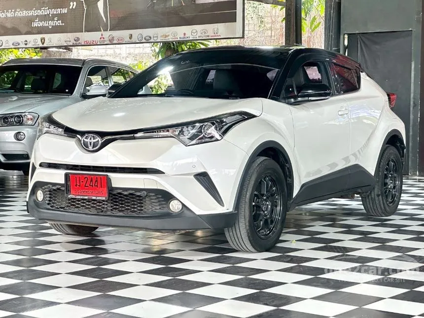 2018 Toyota C-HR Mid SUV