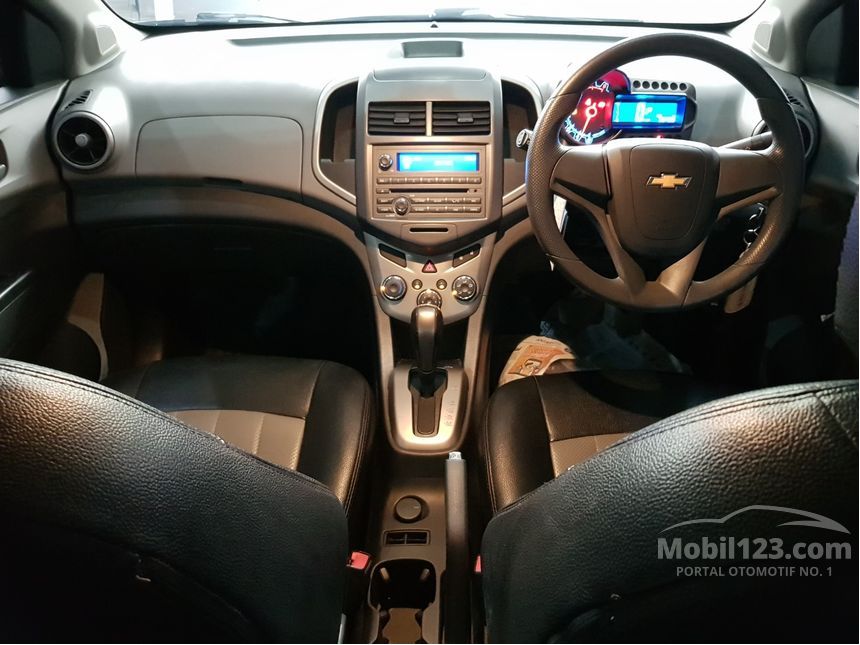 Jual Mobil  Chevrolet  Aveo  2012 LT  1 4 di Jawa Barat 