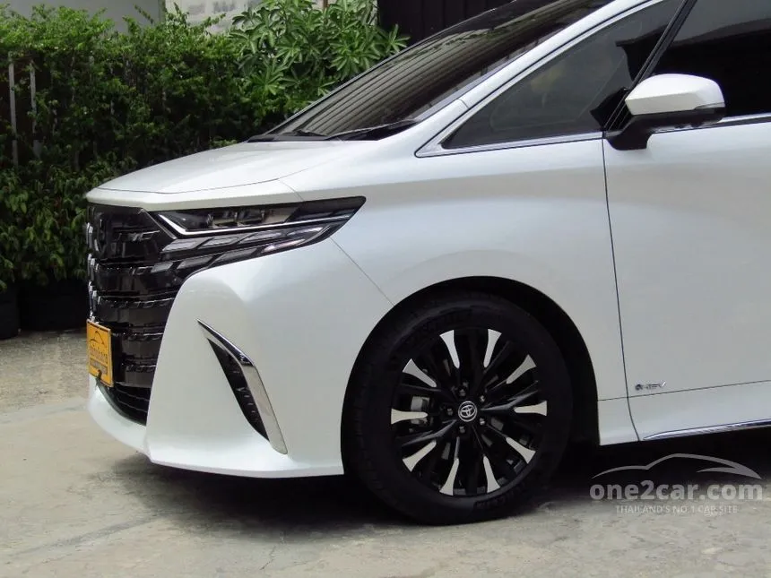 2025 Toyota ALPHARD HEV Executive Lounge Van