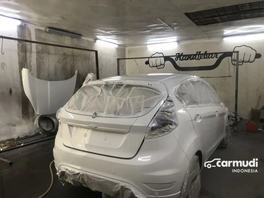 2014 Ford Fiesta EcoBoost S Hatchback