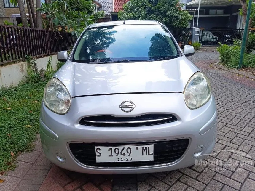 Jual Mobil Nissan March 2011 1.2L 1.2 di Jawa Timur Automatic Hatchback Silver Rp 82.000.000
