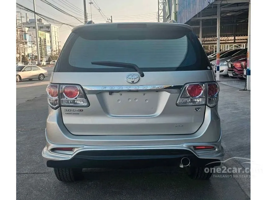 2013 Toyota FORTUNER V SUV