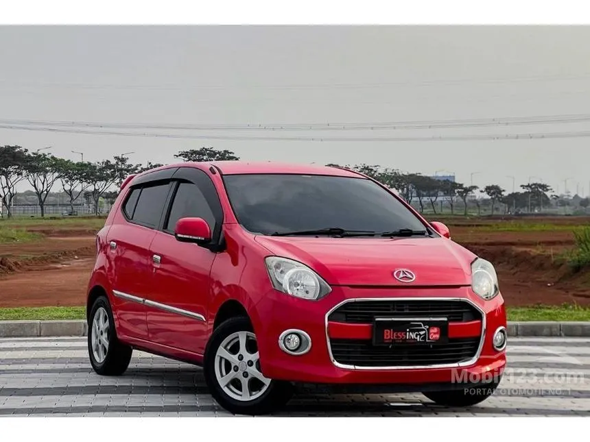 2015 Daihatsu Ayla X Airbag Hatchback