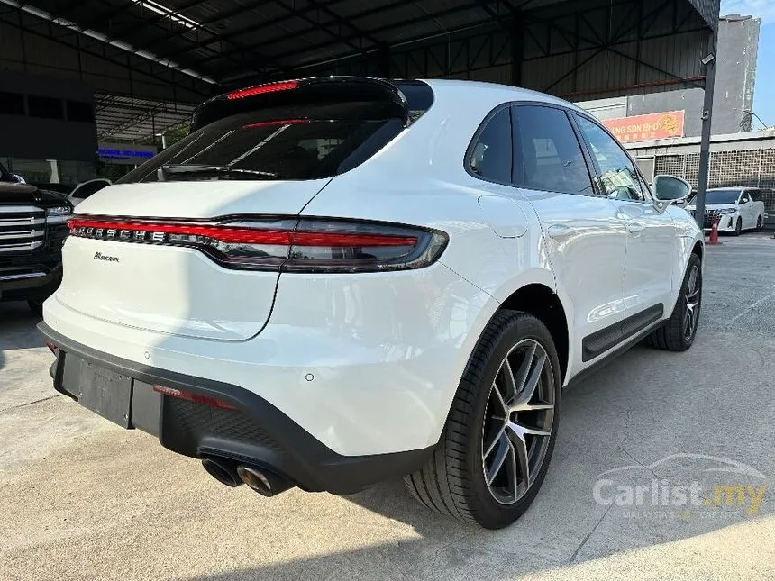 2022 Porsche Macan SUV