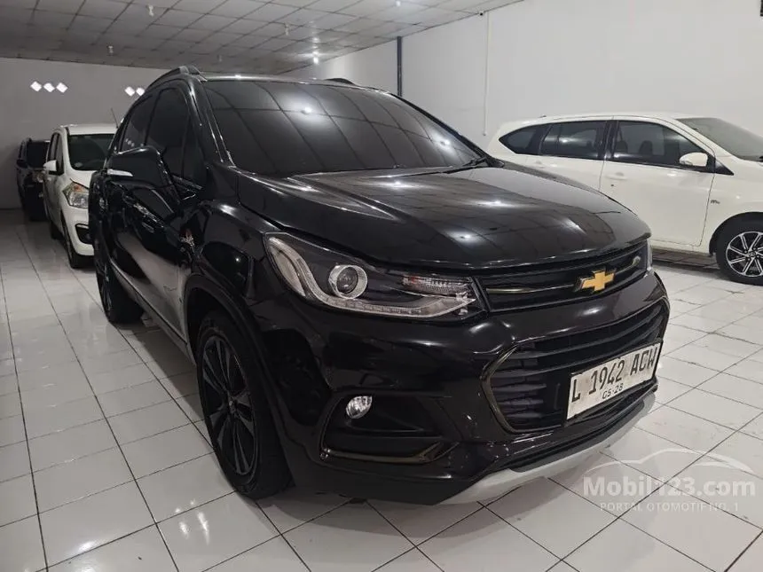 Jual Mobil Chevrolet TRAX 2018 Premier 1.4 di Jawa Timur Automatic SUV Hitam Rp 185.000.000