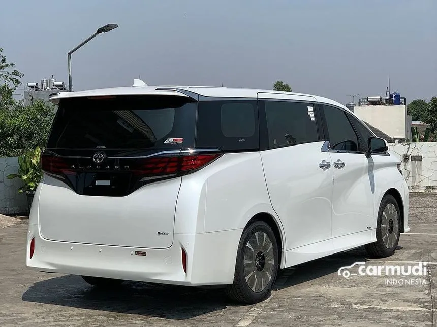 2024 Toyota Alphard HEV MPV