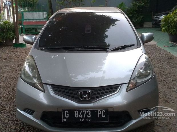 Honda Jazz RS Mobil bekas dijual di Jawa Tengah Indonesia 