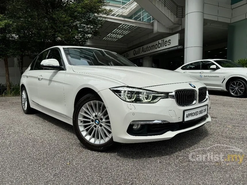 2019 BMW 318i Luxury Sedan