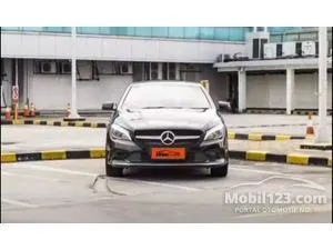 2016 Mercedes-Benz CLA200 1.6 Urban Coupe