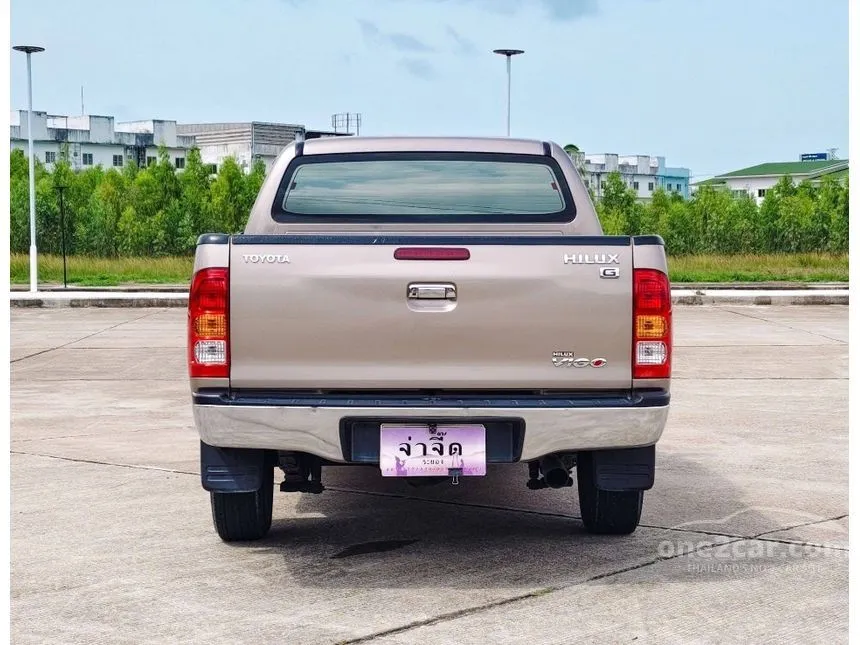 2011 Toyota HILUX VIGO G Double Cab Pickup