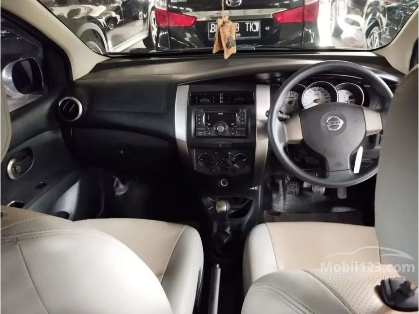 2013 Nissan Livina X-Gear X-Gear SUV