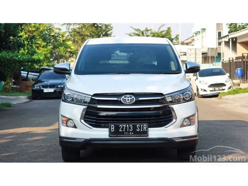 Jual Mobil Toyota Innova Venturer 2019 2.0 di Banten Automatic Wagon Putih Rp 315.000.000