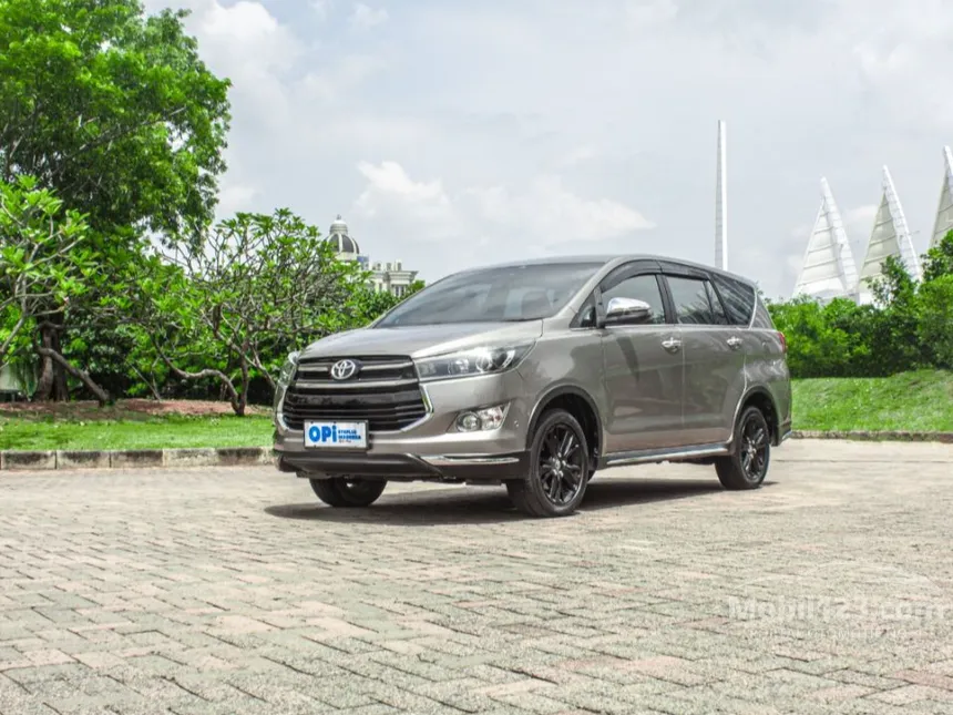 2018 Toyota Kijang Innova Venturer MPV