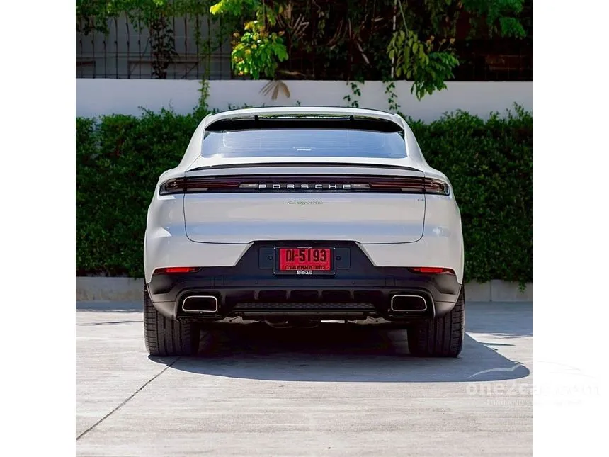 2026 Porsche CAYENNE E-Hybrid SUV