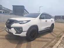 2020 Toyota Fortuner 2.4 VRZ TRD 4X2 SUV