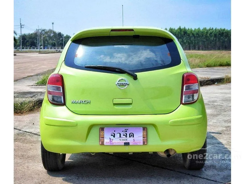 2010 Nissan MARCH V Hatchback