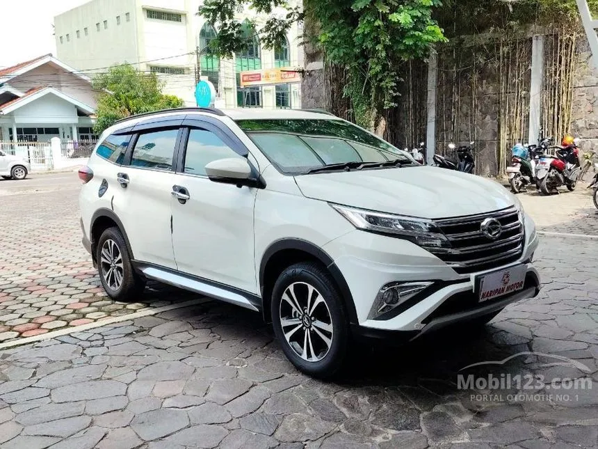 Jual Mobil Daihatsu Terios 2022 R 1.5 di Jawa Barat Automatic SUV Putih Rp 220.000.000