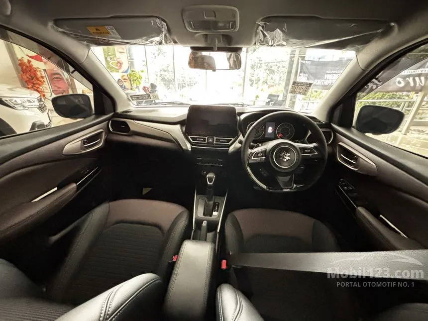 2025 Suzuki Fronx SGX Hybrid (2 Tone) SUV