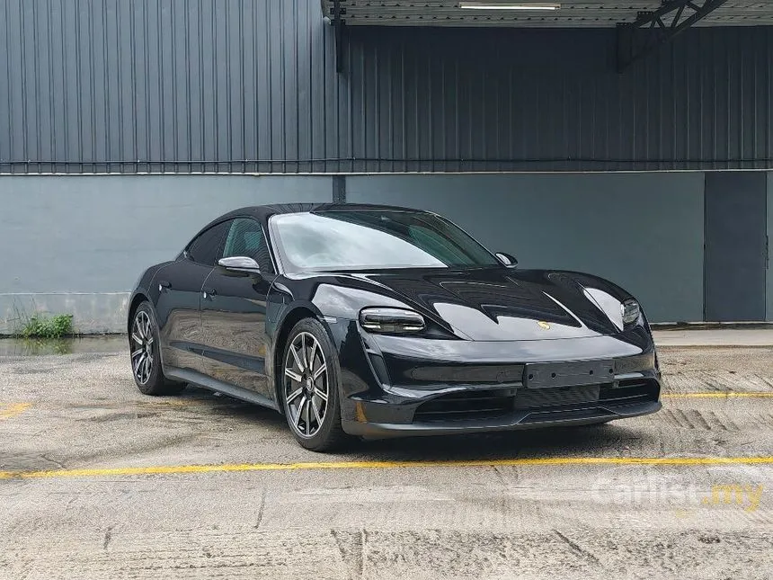 2020 Porsche Taycan 4S Sedan