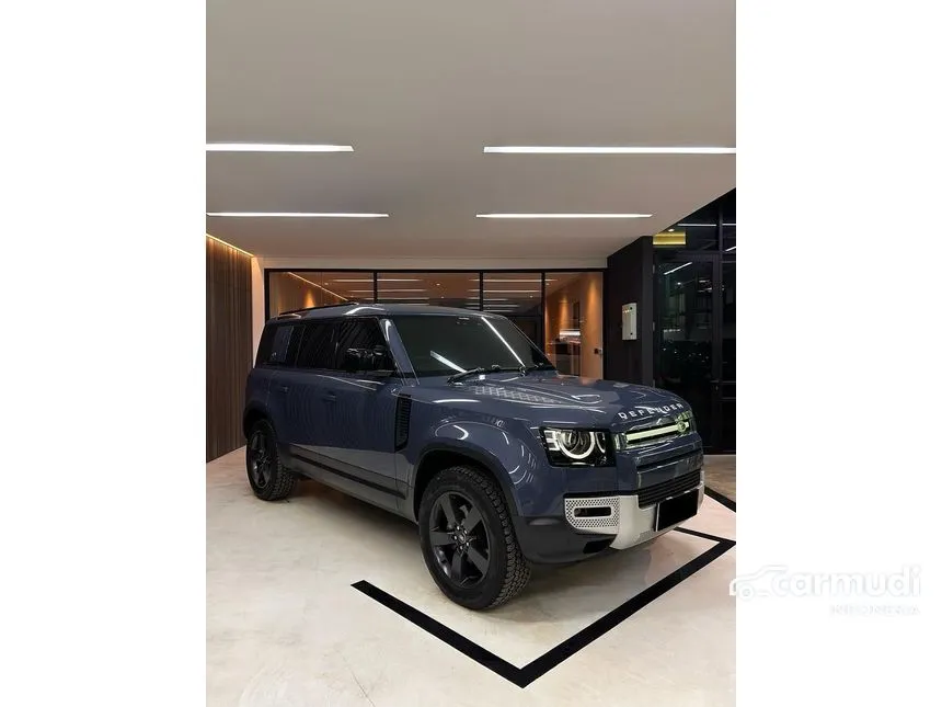Jual Mobil Land Rover Defender 2022 110 P300 SE 2.0 di DKI Jakarta Automatic SUV Biru Rp 2.350.000.000