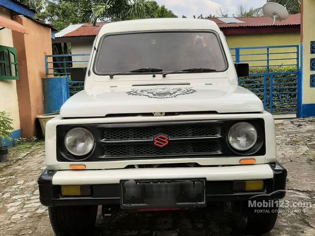  Suzuki  Katana Mobil  Bekas Baru  dijual di  Medan  Sumatera 