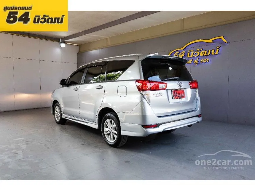 2019 Toyota INNOVA Crysta G Wagon